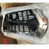 Toyota Hilux Revo OEM Grill 2021-2023 thumbnail 2