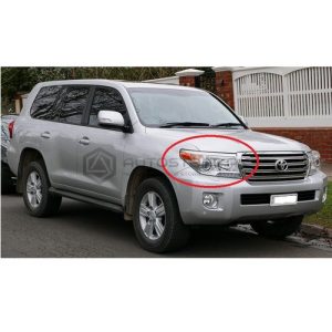 Toyota Land Cruiser VDJ200 Genuine Headlight