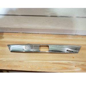 Honda Vezel Tailgate Garnish Chrome 2013-2021