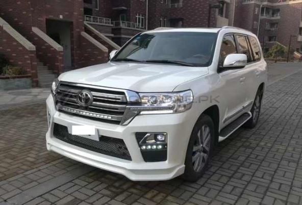 Toyota Land Cruiser FJ200 Elford Style Body Kit
