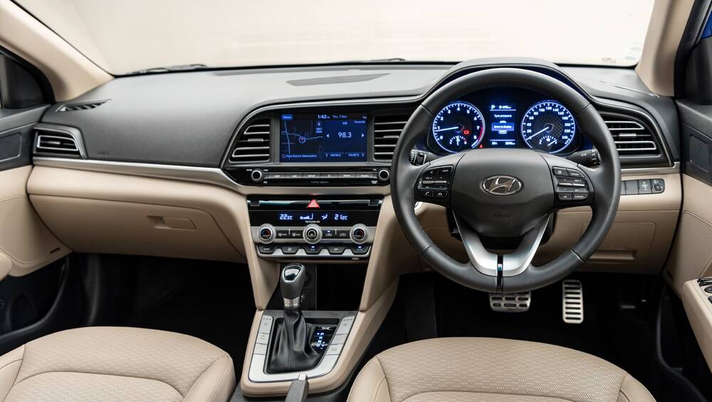 elantra-dashboard
