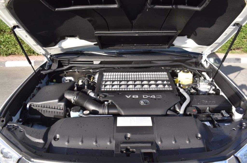cruiser-2022-under-hood