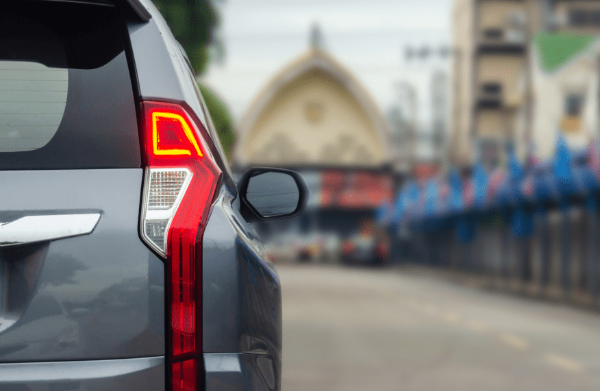 checking car brake lights maintenance