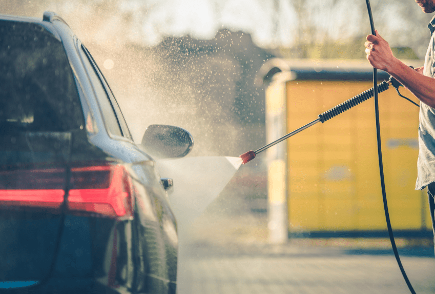 pressure washer to clean car wraps