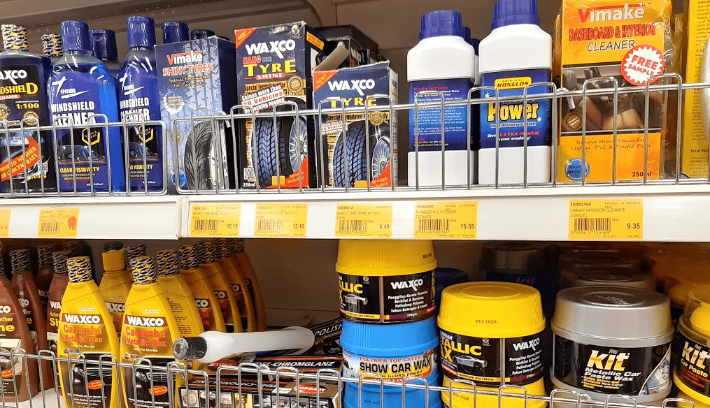 types of car waxes in shop