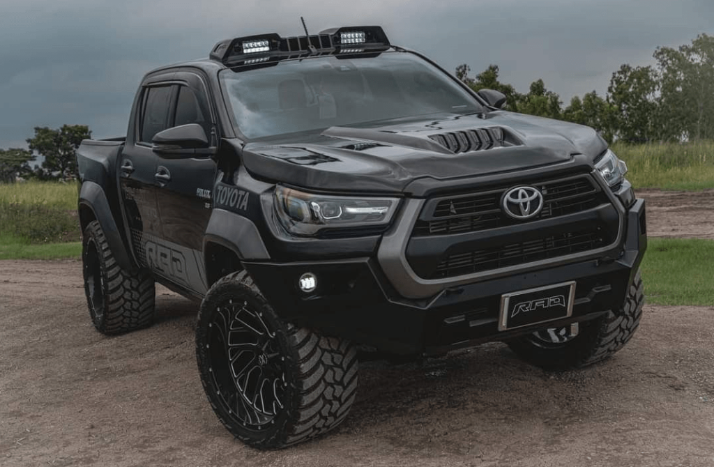 Toyota Hilux black modified 2022 offroad