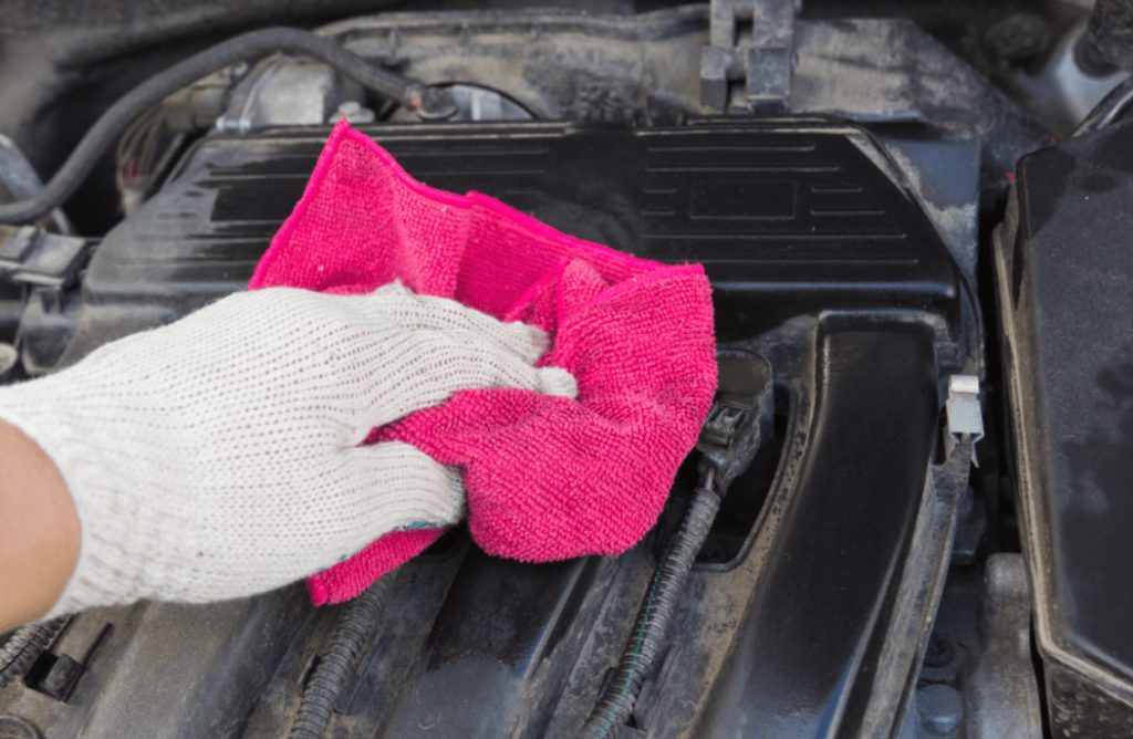 removing car engine dirt