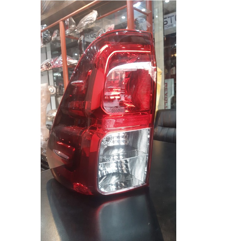 thumbnail image 2 of Left Rear Tail Light For Toyota Hilux Revo Pickup 2016+ - Passenger Side, Halogen 2 of 5