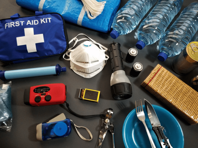 car emergency kit