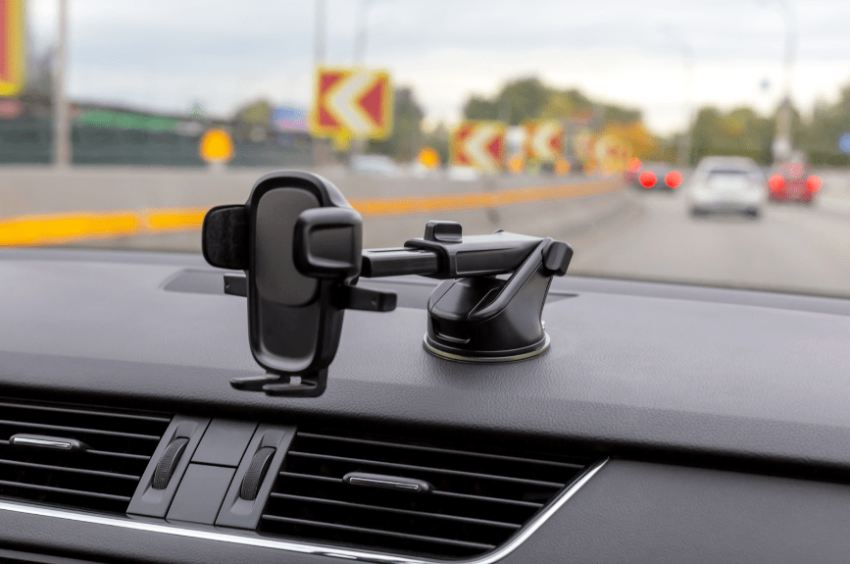 9 MustHave Car Accessories for an Road Trip