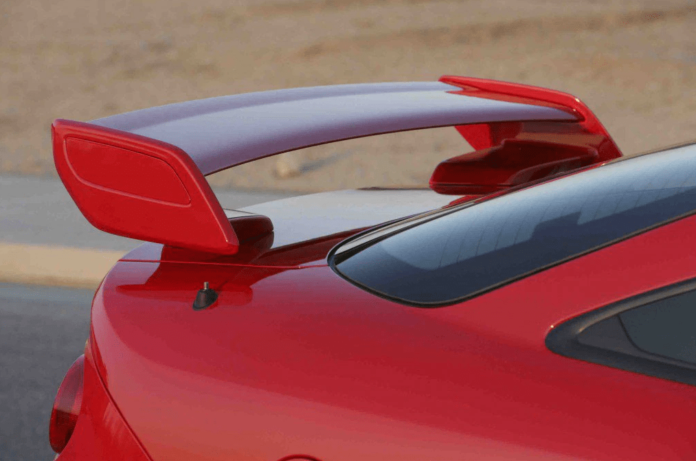 spoilers red car