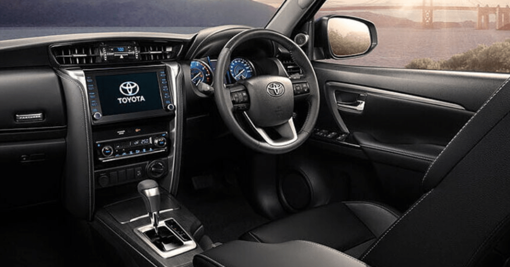 fortuner gr interior