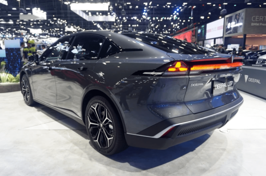deepal l07 exterior